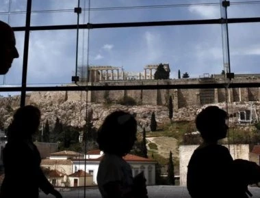 Ακόμη μια ελληνική «επιτυχία»: Καταφέραμε και μπήκαμε στις 10 πιο επικίνδυνες χώρες του κόσμου